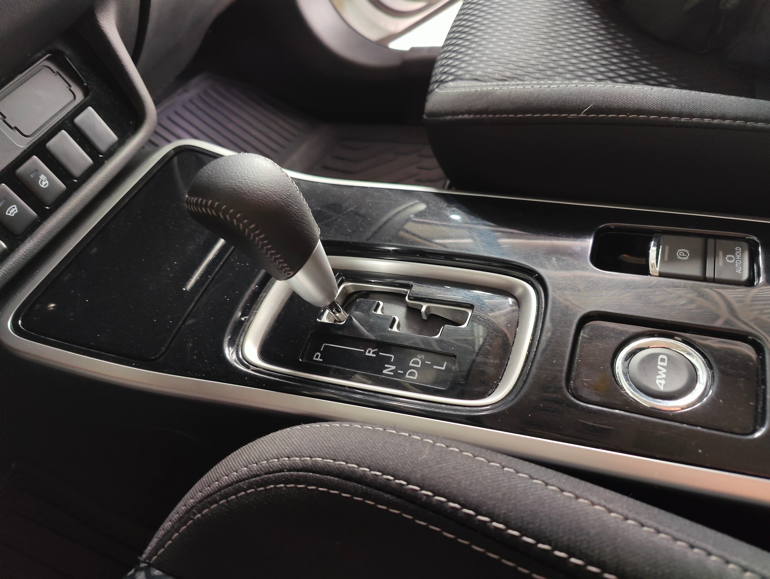 Осмотр Mitsubishi Outlander 2019 г.в. 44.000 км.
